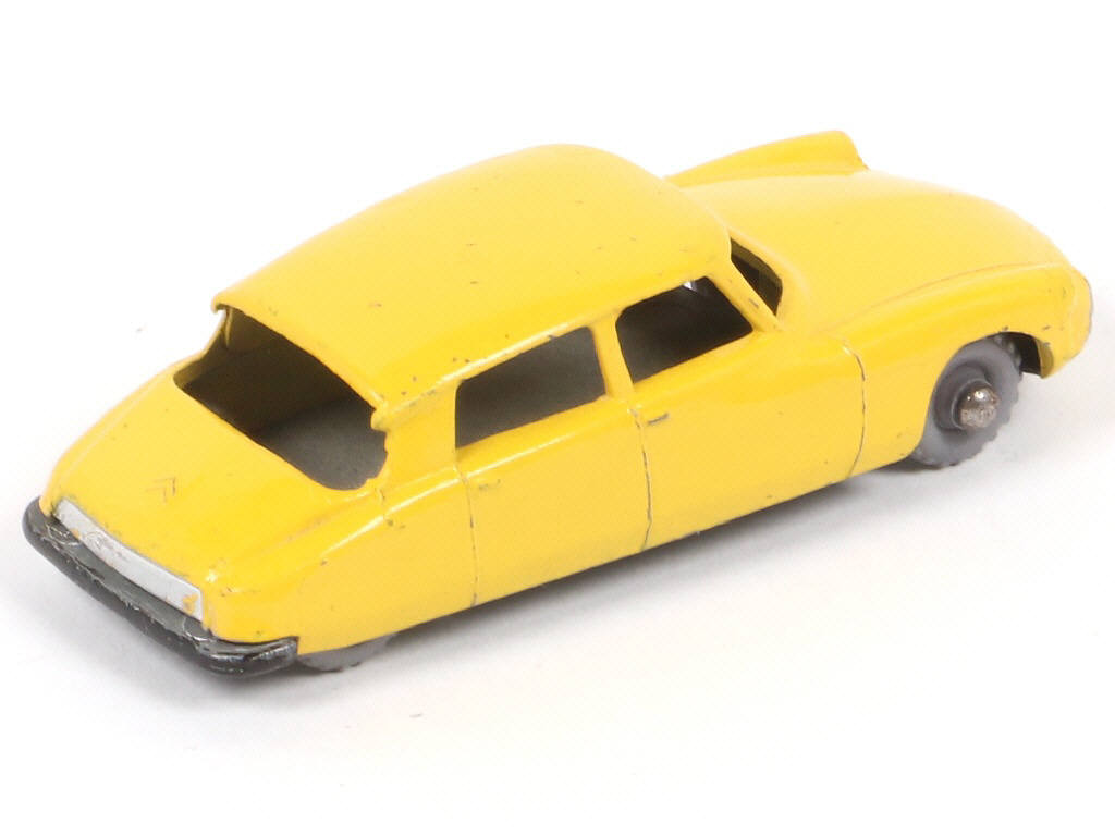 Lot 129 - MATCHBOX (GB) (1)