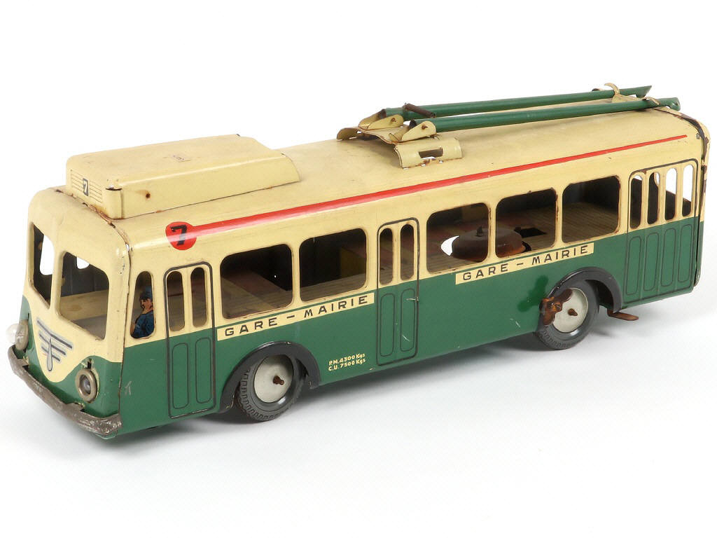 Lot 59 - JOUSTRA (FRANCE) (1)