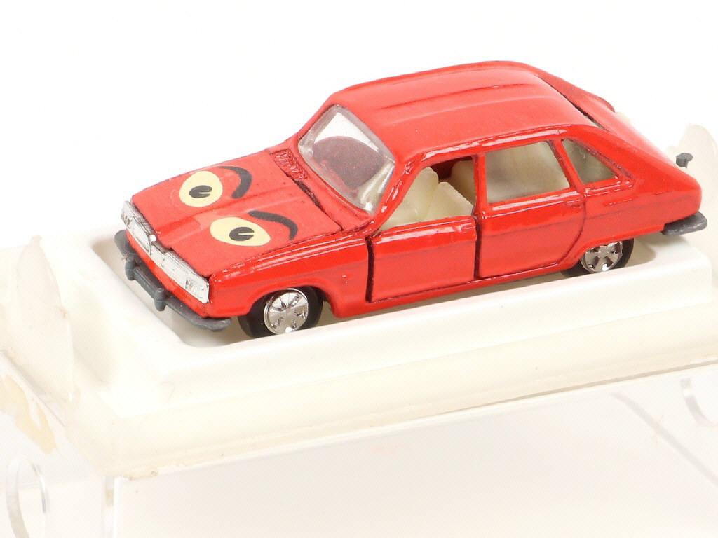 Lot 186 - MAJORETTE (FRANCE) (1)