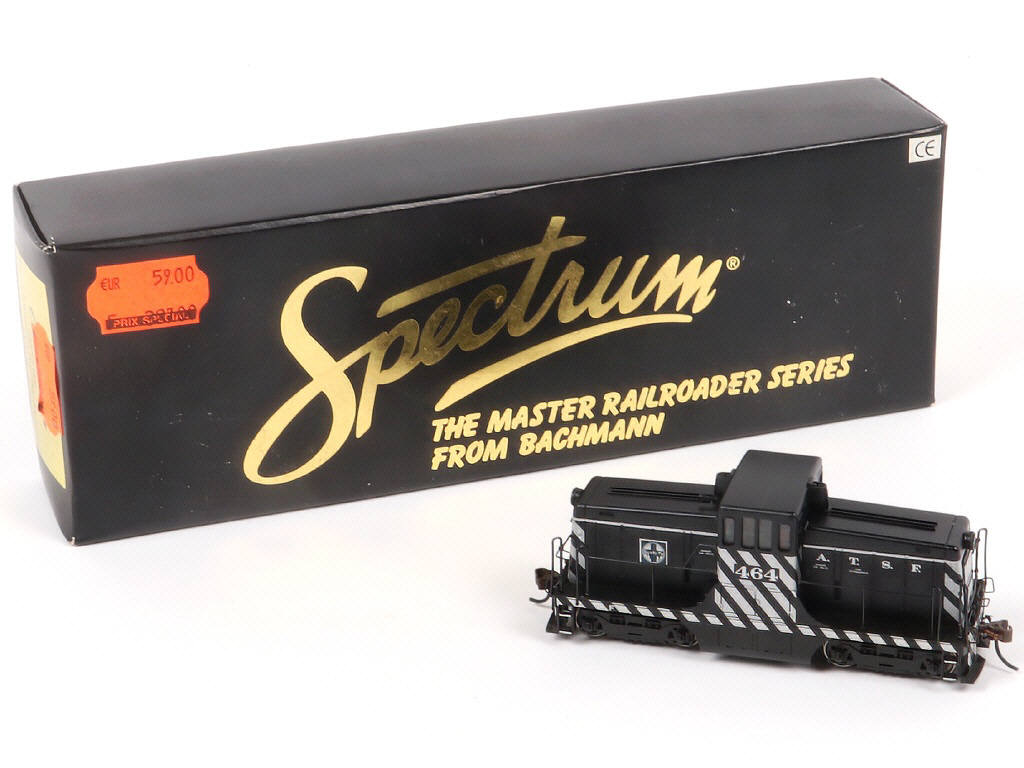 Lot 27 - SPECTRUM (HO) (1)