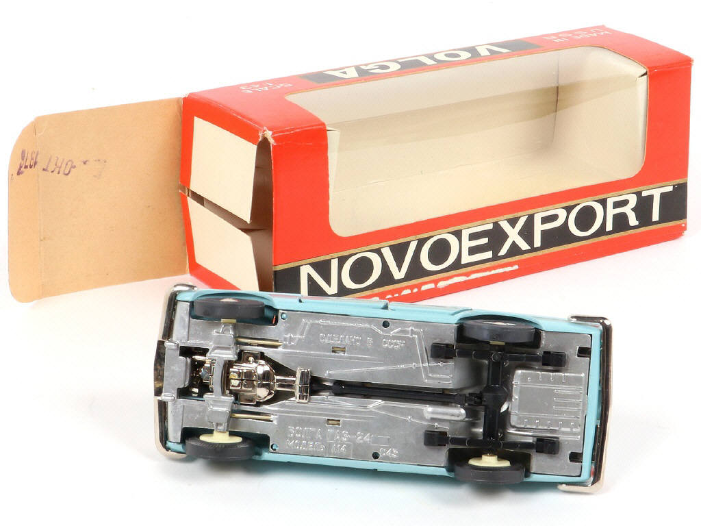 Lot 89 - NOVOEXPORT (URSS) (1)