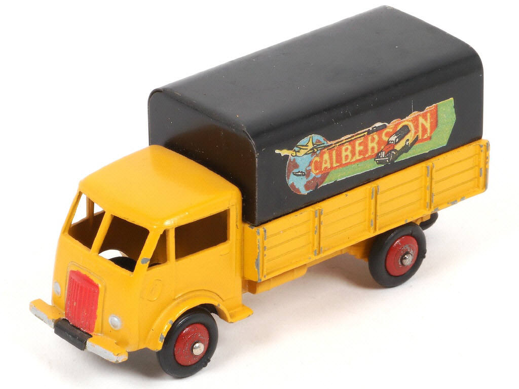 Lot 291 - DINKY TOYS (FRANCE) (1)