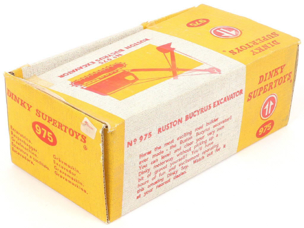 Lot 227 - DINKY TOYS (GB) (1)