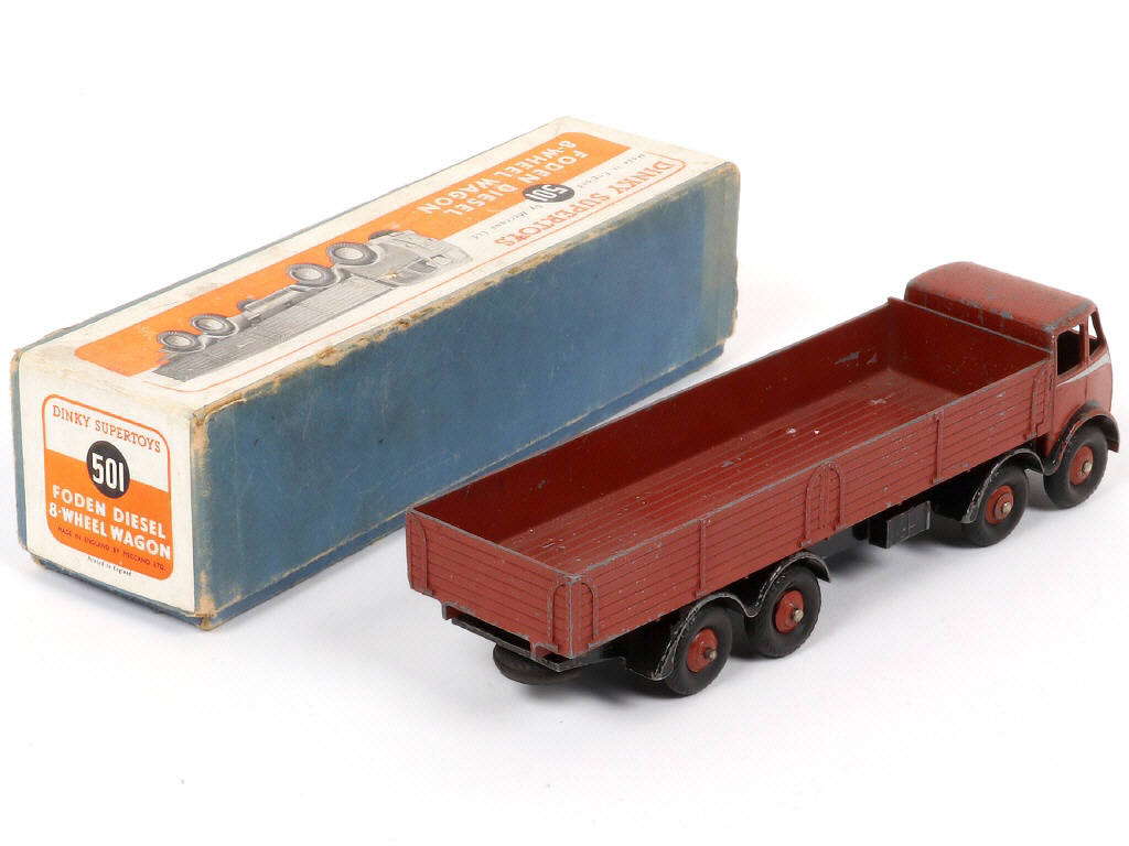 Lot 238 - DINKY TOYS (GB) (1)