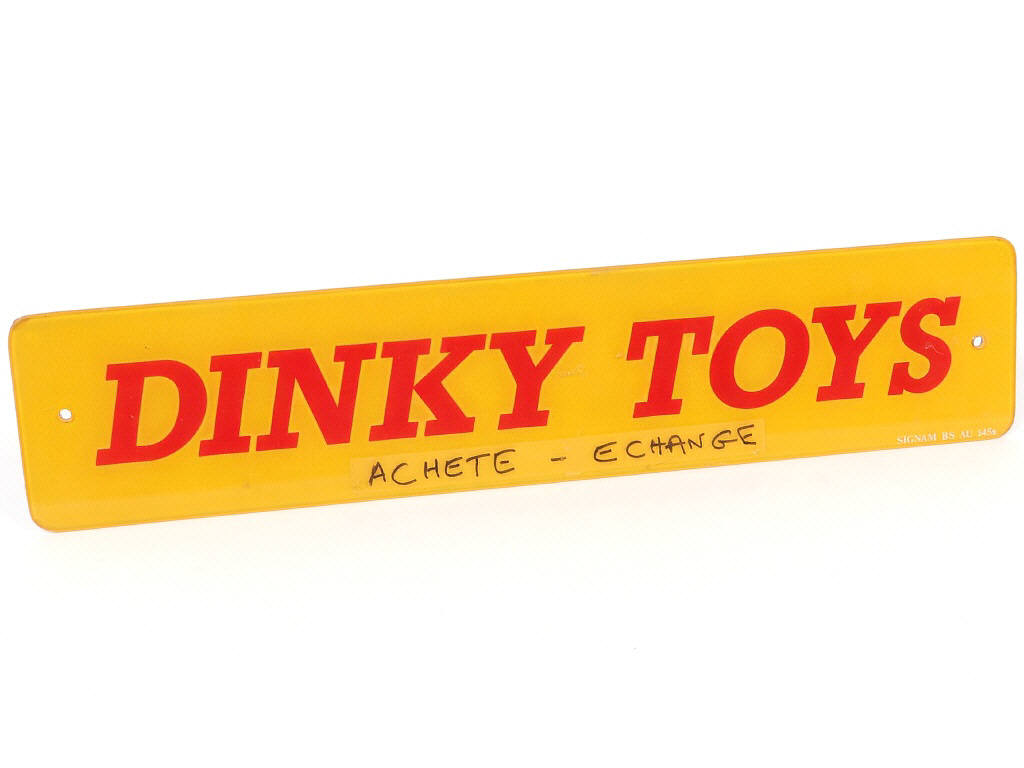 Lot 218 - DINKY TOYS (FRANCE) (1)