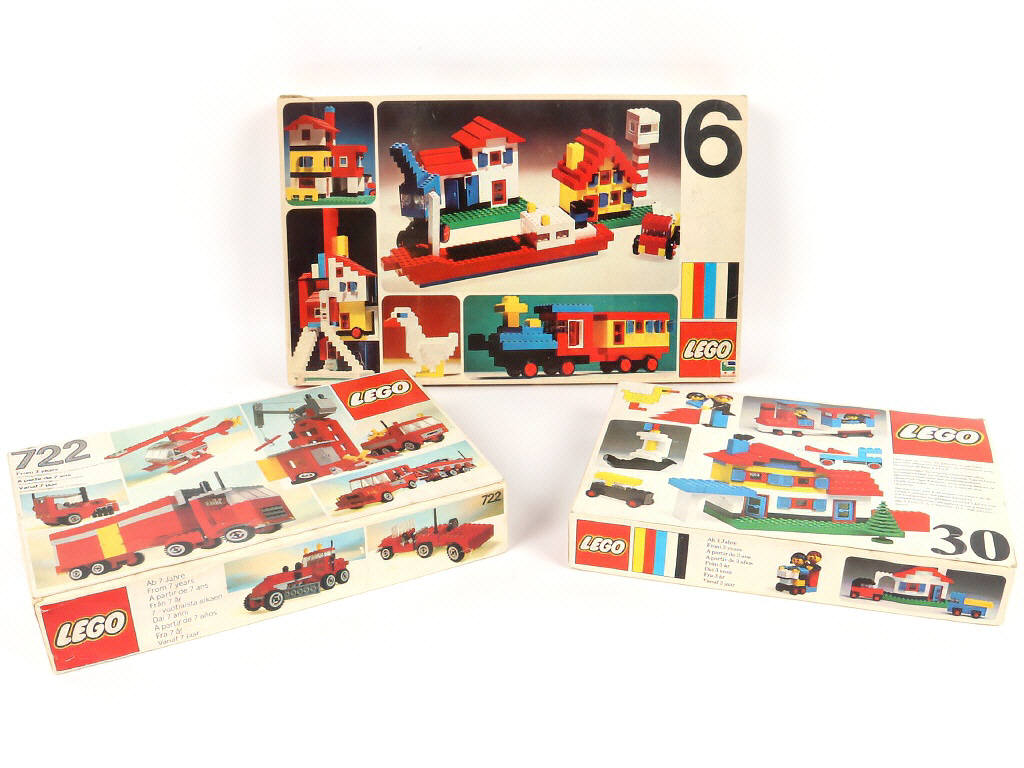 Lot 181 - LEGO (DANEMARK) (5)