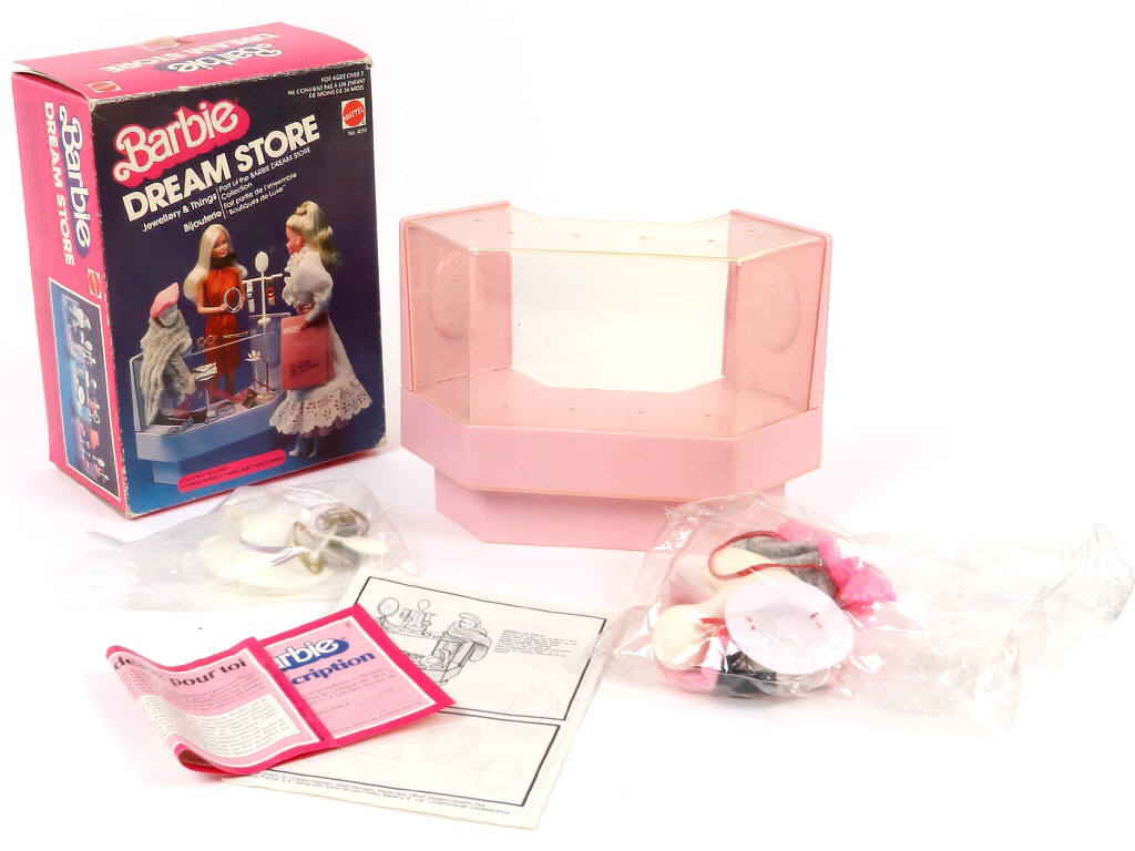 Lot 121 - MATTEL (USA) (3)