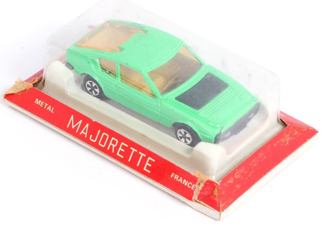 Lot 264 - MAJORETTE (FRANCE) (4)