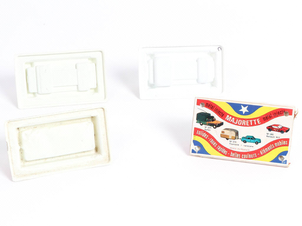 Lot 264 - MAJORETTE (FRANCE) (4)