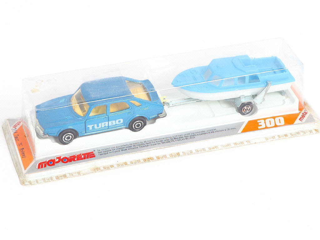 Lot 247 - MAJORETTE (FRANCE) (3)