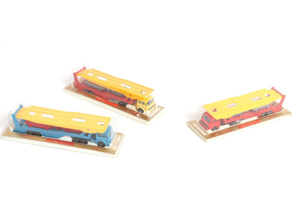 Lot 245 - MAJORETTE (FRANCE) (3)