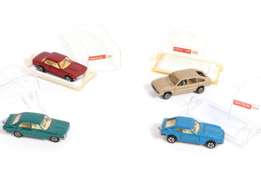 Lot 240 - MAJORETTE (FRANCE) (4)