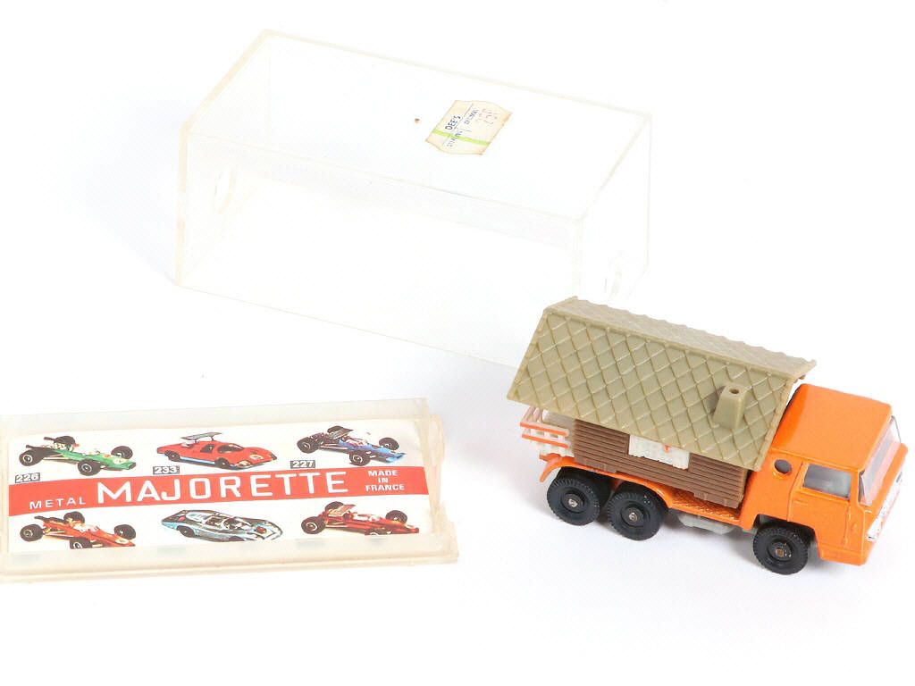 Lot 253 - MAJORETTE (FRANCE) (3)