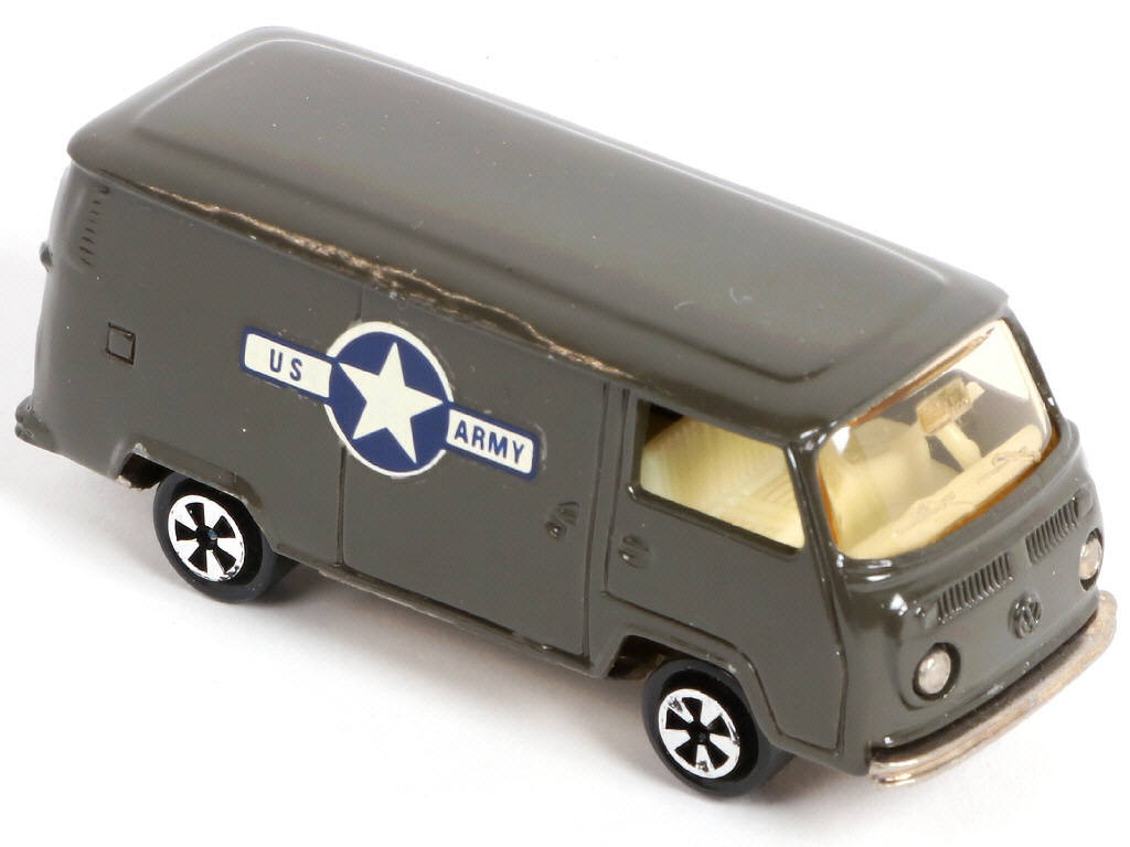 Lot 254 - MAJORETTE (FRANCE) (3)