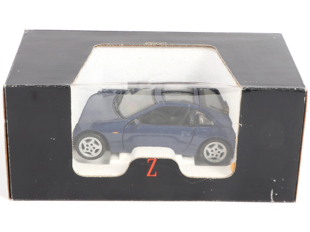 Lot 25 - KYOSHO (JAPON) (2)