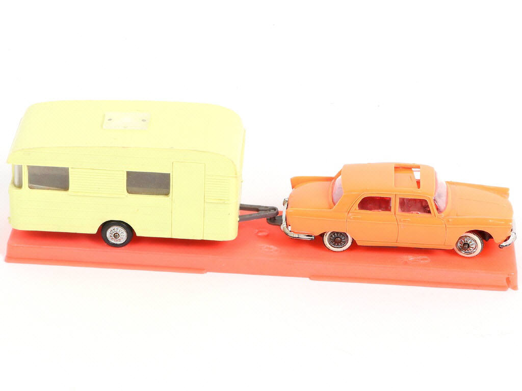 Lot 194 - NOREV (FRANCE) (1)