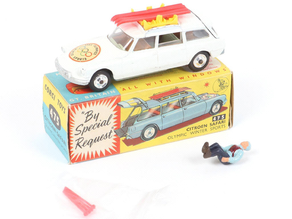 Lot 160 - CORGI TOYS (GB) (1)