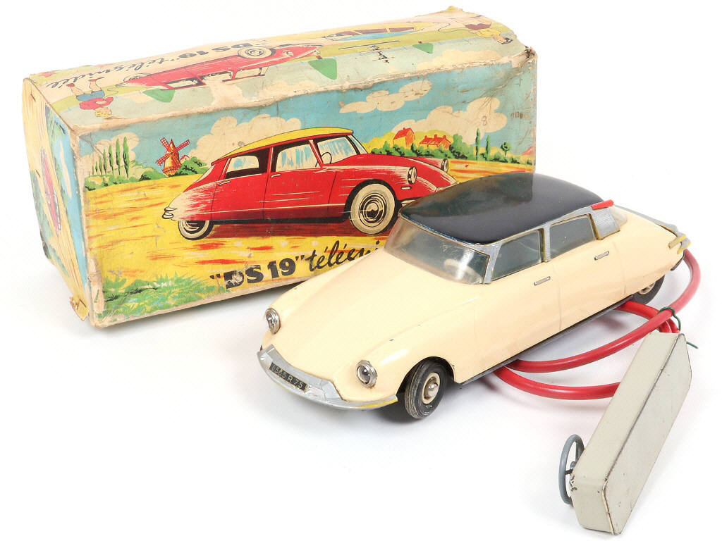 Lot 49 - RCP ALBERT RICHARD - PARIS (FRANCE) (1)