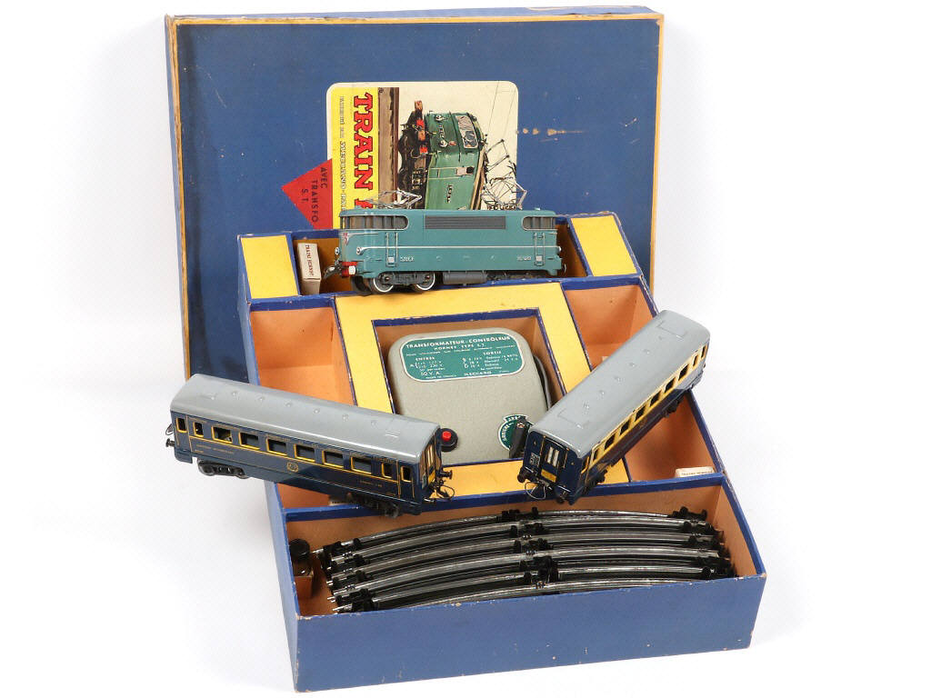 Lot 42 - HORNBY 'O' (FRANCE) (1)