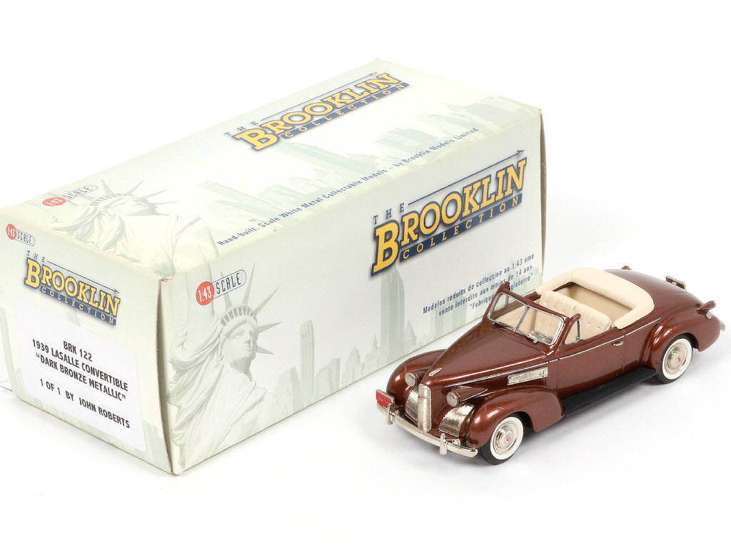 Lot 174 - BROOKLIN MODELS (GB) (1)