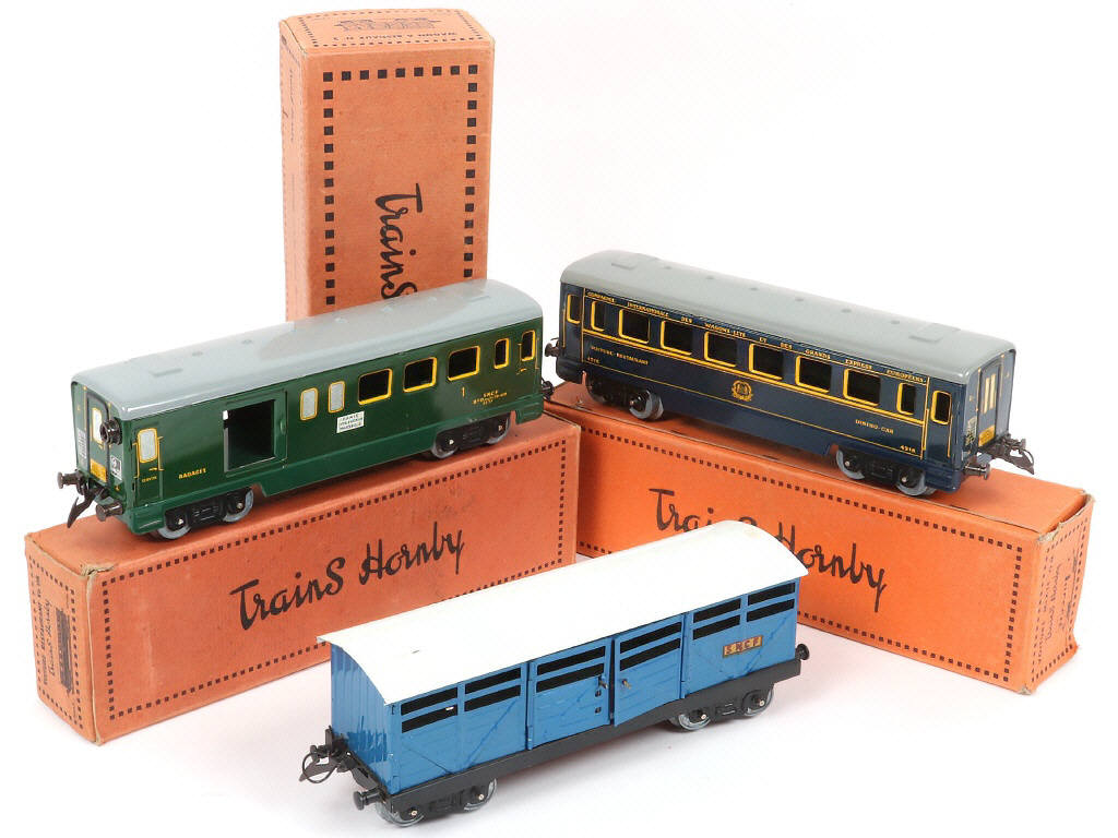 Lot 47 - HORNBY 'O' (FRANCE) (3)