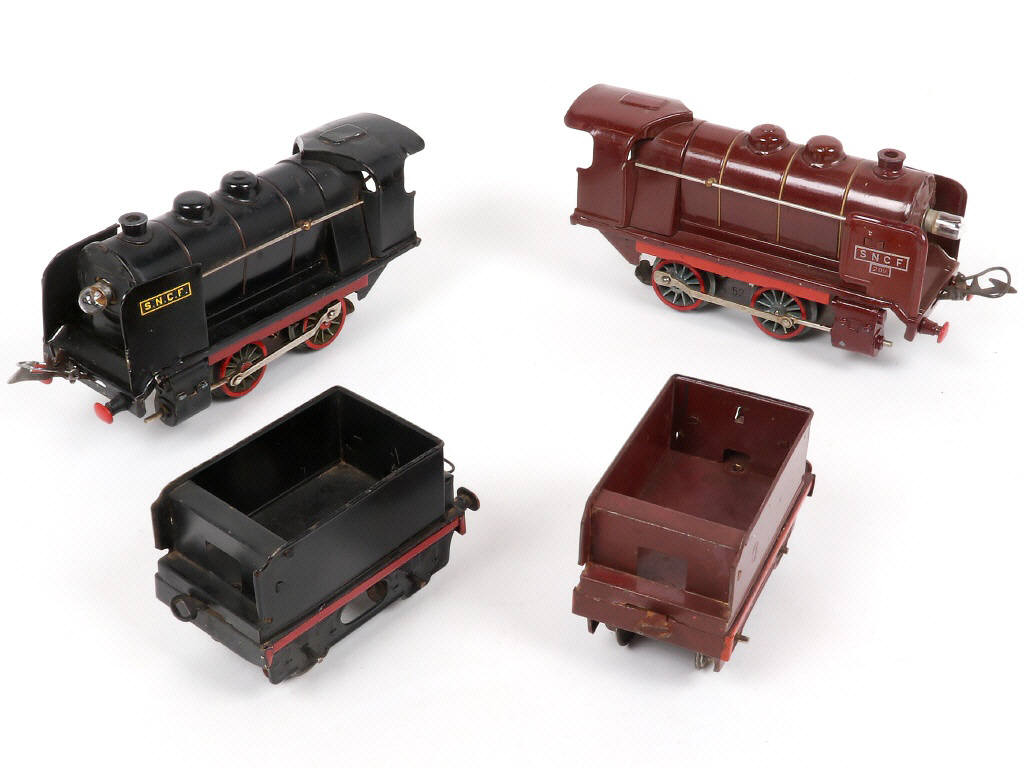 Lot 50 - HORNBY 'O' (FRANCE) (2)