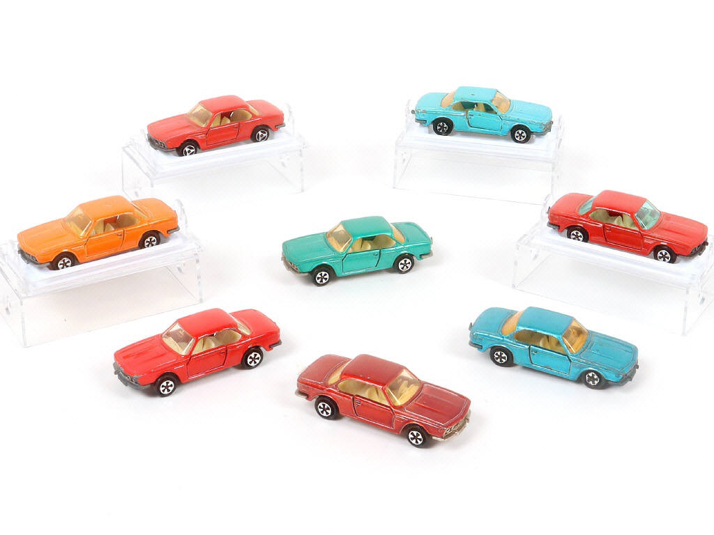 Lot 242 - MAJORETTE (FRANCE) (8)