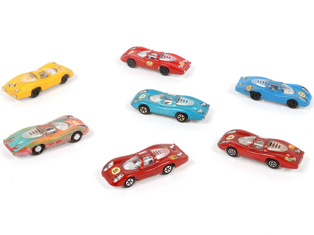 Lot 240 - MAJORETTE (FRANCE) (7)