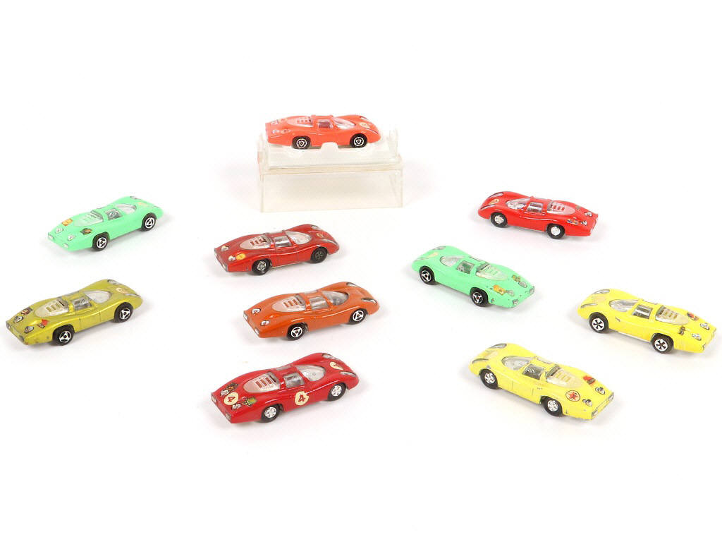 Lot 244 - MAJORETTE (FRANCE) (10)