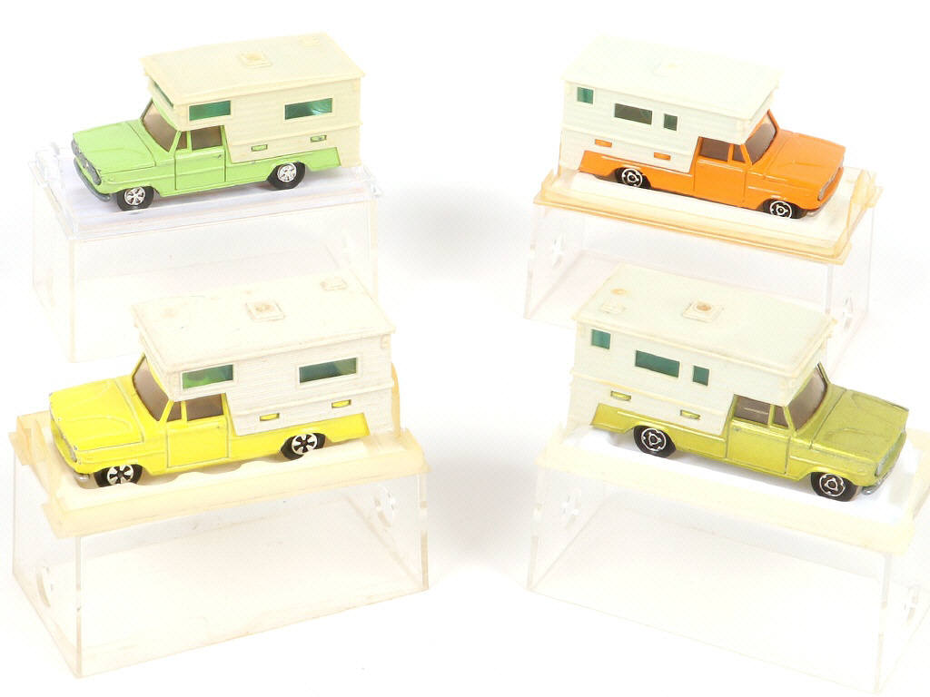 Lot 226 - MAJORETTE (FRANCE) (4)