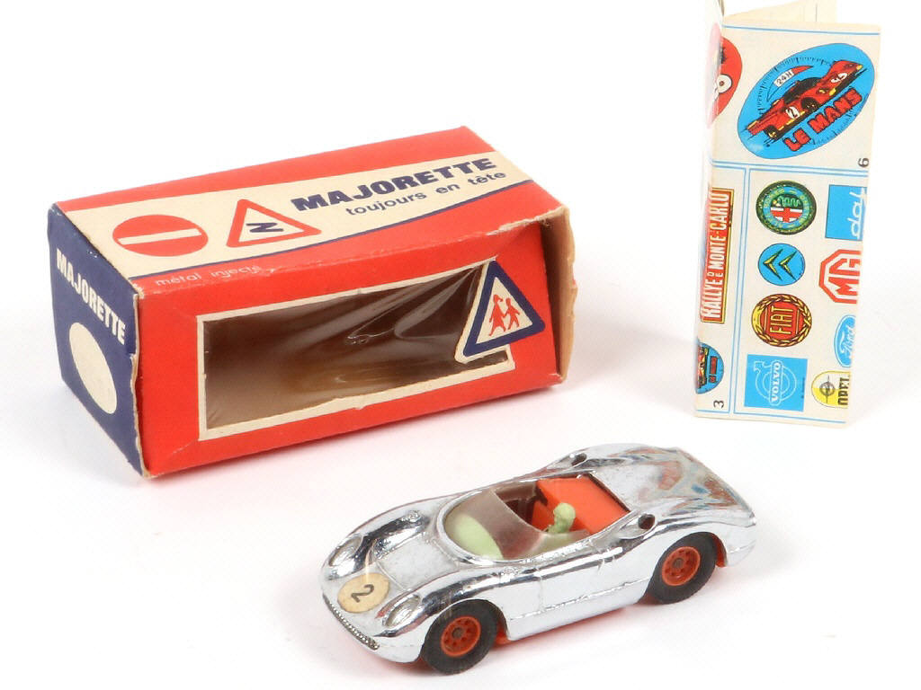 Lot 214 - MAJORETTE (FRANCE) (2)