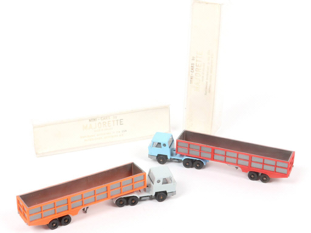 Lot 213 - MAJORETTE (FRANCE) (2)