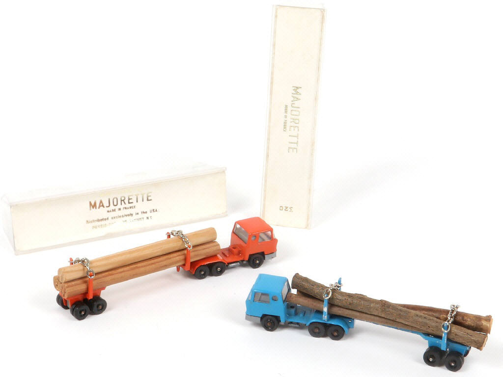 Lot 212 - MAJORETTE (FRANCE) (2)