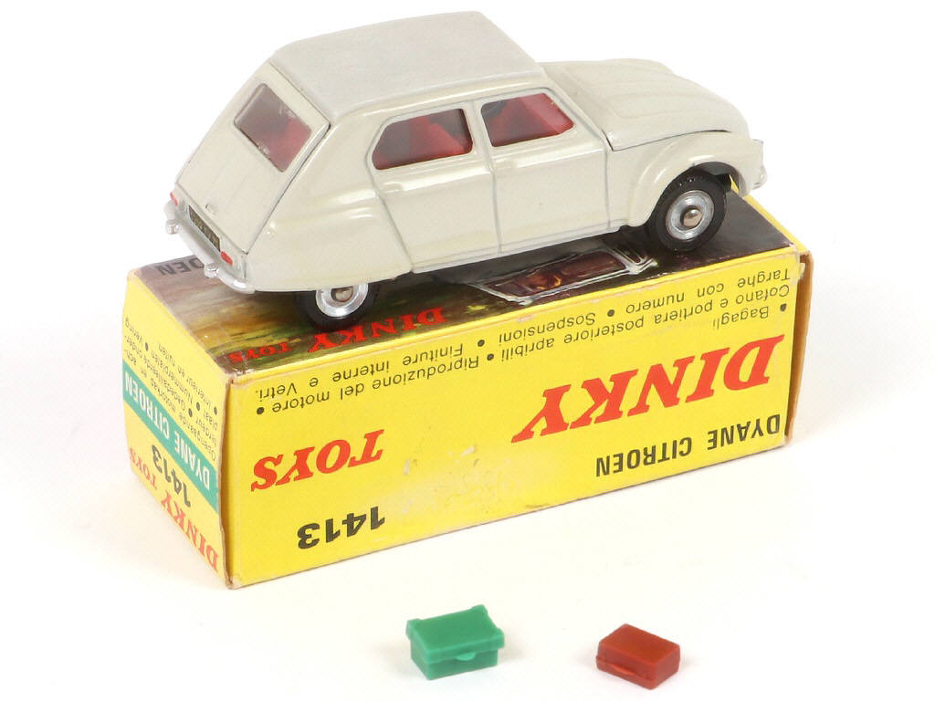 Lot 301 - DINKY TOYS (FRANCE) (1)