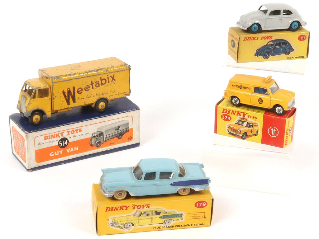 Lot 351 - DINKY TOYS (GB) (4)