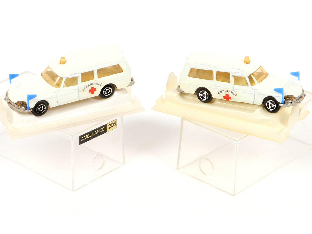 Lot 204 - MAJORETTE (FRANCE) (2)