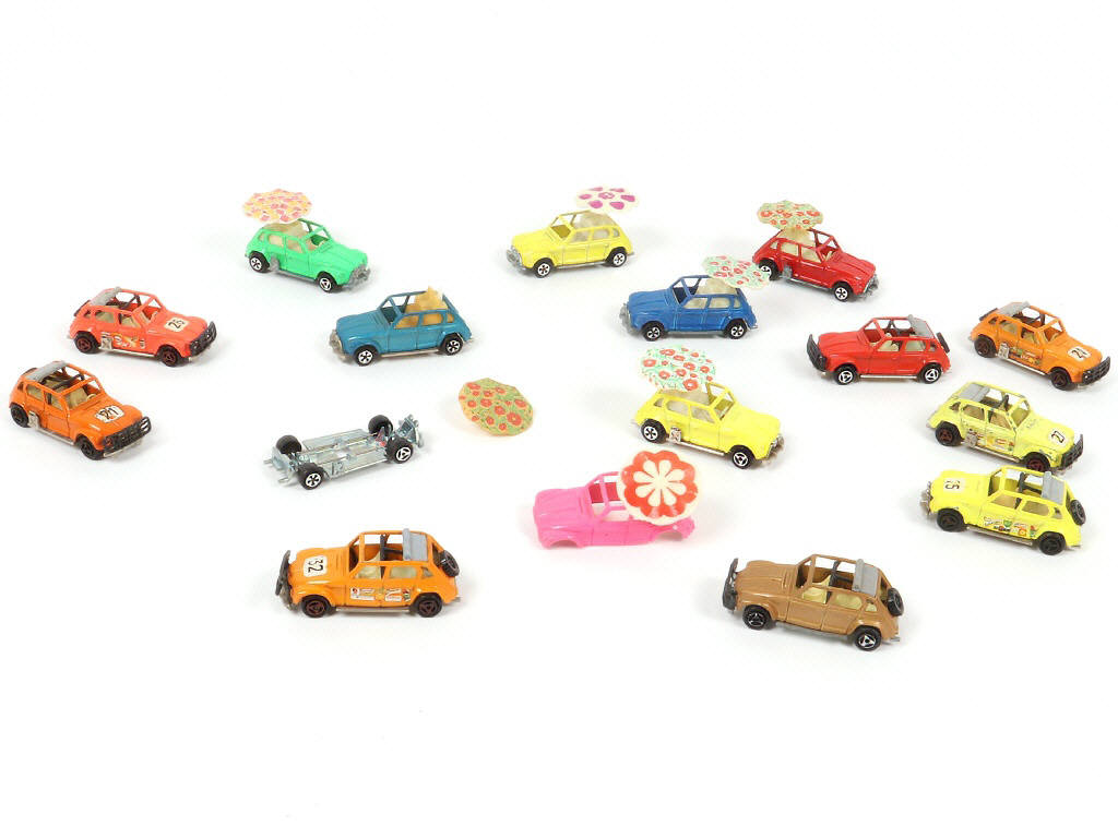 Lot 246 - MAJORETTE (FRANCE) (15)