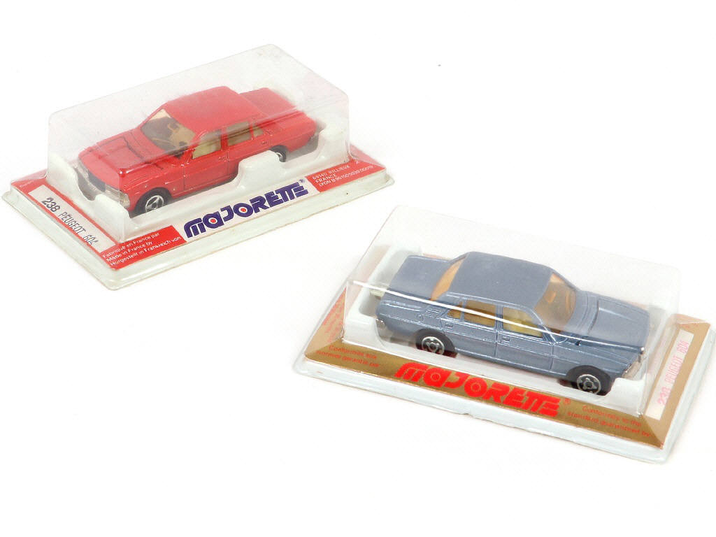 Lot 209 - MAJORETTE (FRANCE) (2)