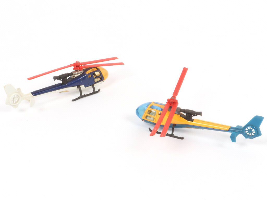 Lot 202 - MAJORETTE (FRANCE) (2)