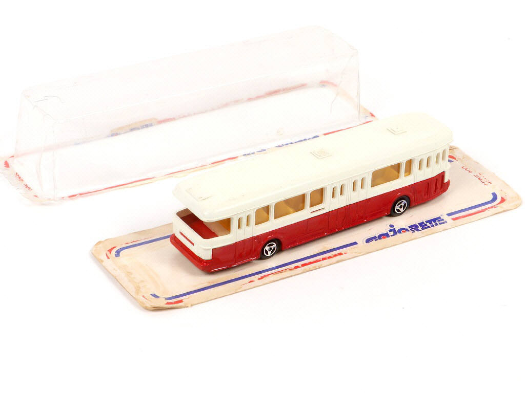 Lot 200 - MAJORETTE (FRANCE) (1)