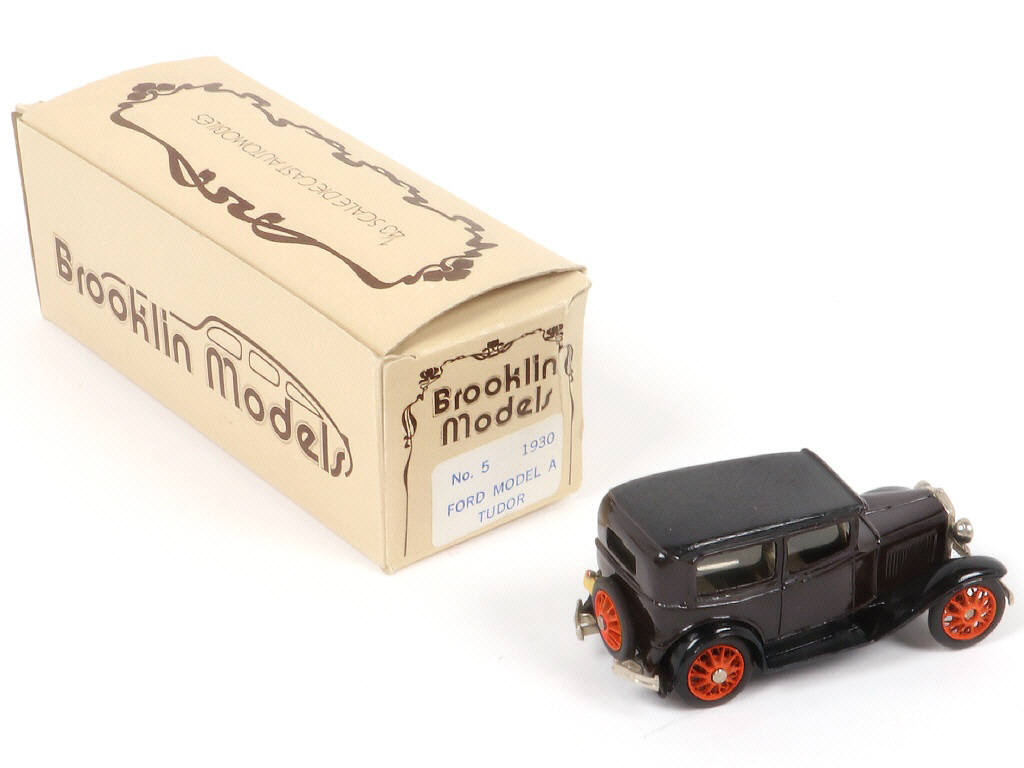 Lot 77 - BROOKLIN MODELS (GB) (1)