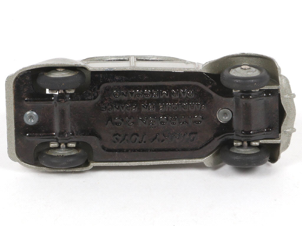 Lot 237 - DINKY TOYS (FRANCE) (1)