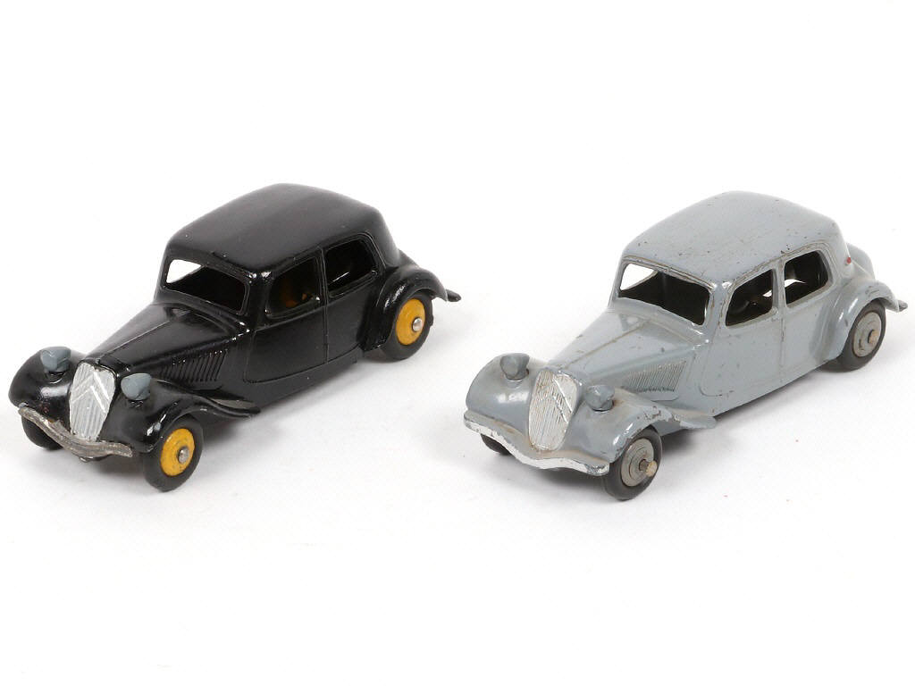 Lot 267 - DINKY TOYS (FRANCE) (2)
