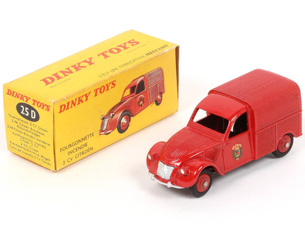 Lot 258 - DINKY TOYS (FRANCE) (1)