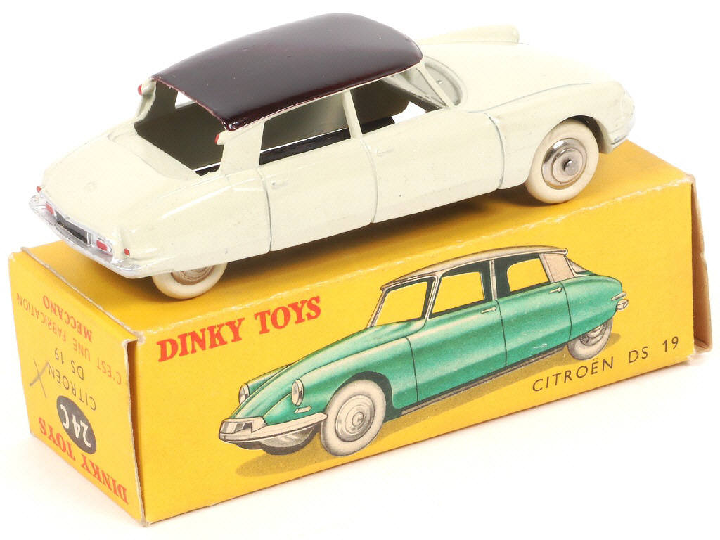 Lot 249 - DINKY TOYS (FRANCE) (1)