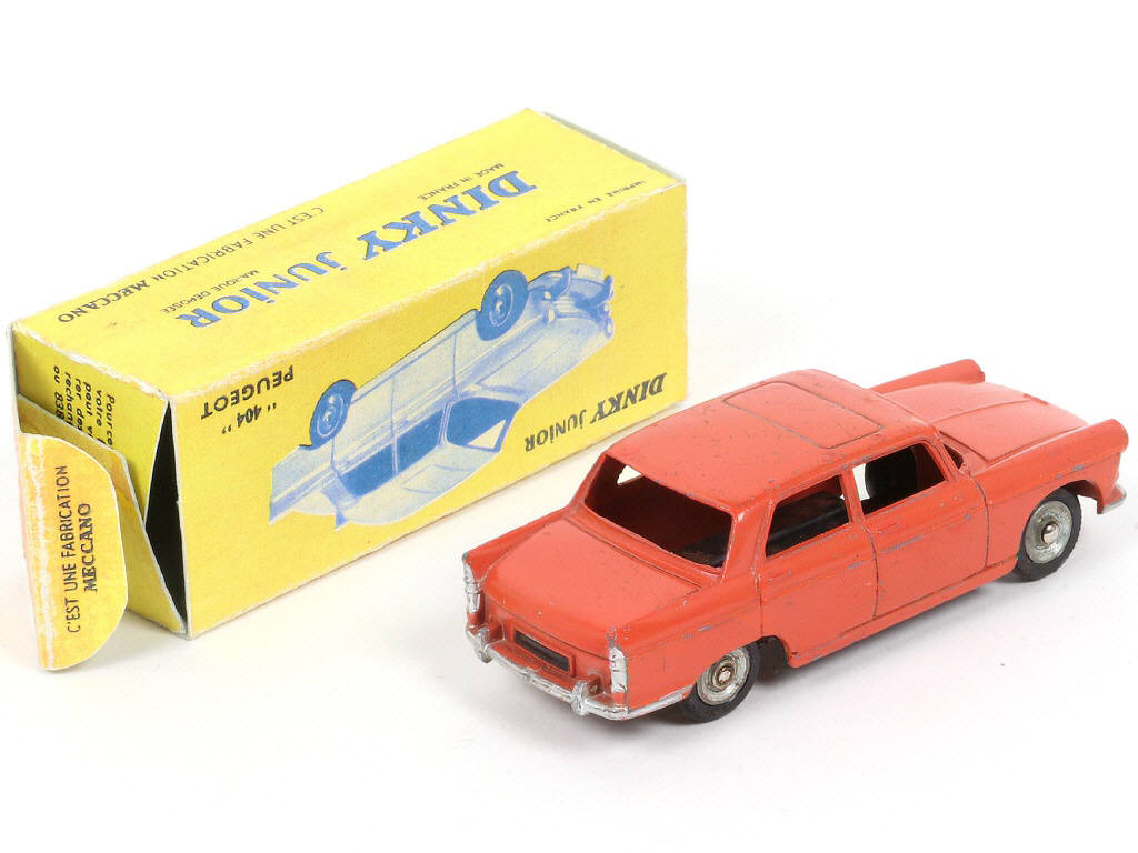 Lot 232 - DINKY TOYS (FRANCE) Série JUNIOR (1)