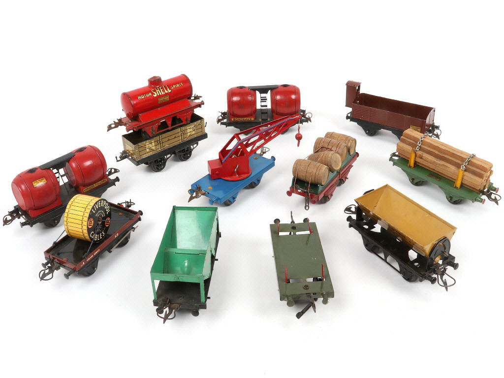 Lot 18 - HORNBY 'O' (12)