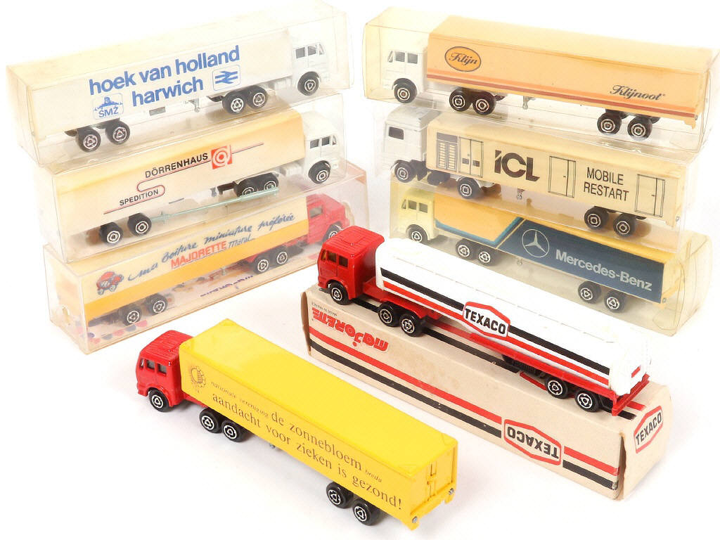 Lot 219 - MAJORETTE (FRANCE) (8)