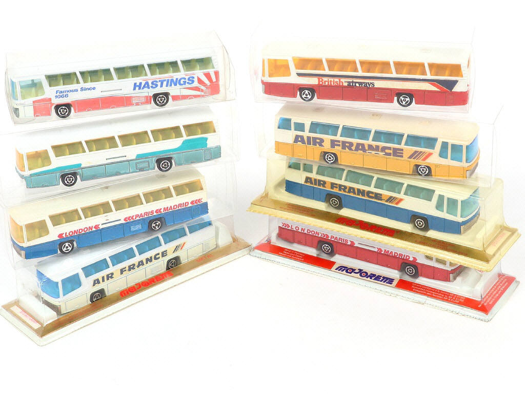 Lot 218 - MAJORETTE (FRANCE) (8)