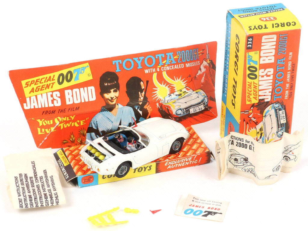 Lot 174 - CORGI TOYS (GB) (1)